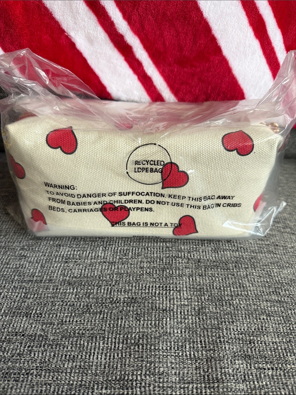Canvas Heart Print Zip Pouch - Red Hearts on Cream Makeup Bag NWT